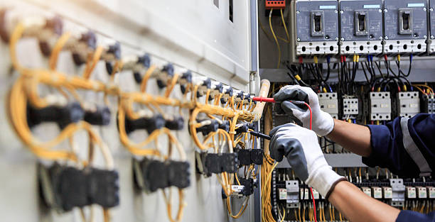 Professional Electrician technician working in Huntersville, NC